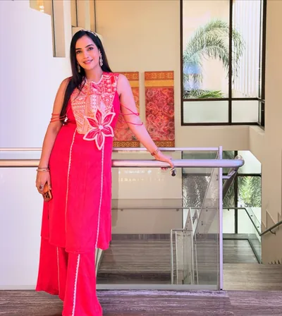 Traditional Varmala & Pheras